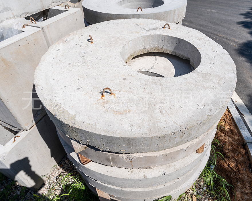 水泥井盖